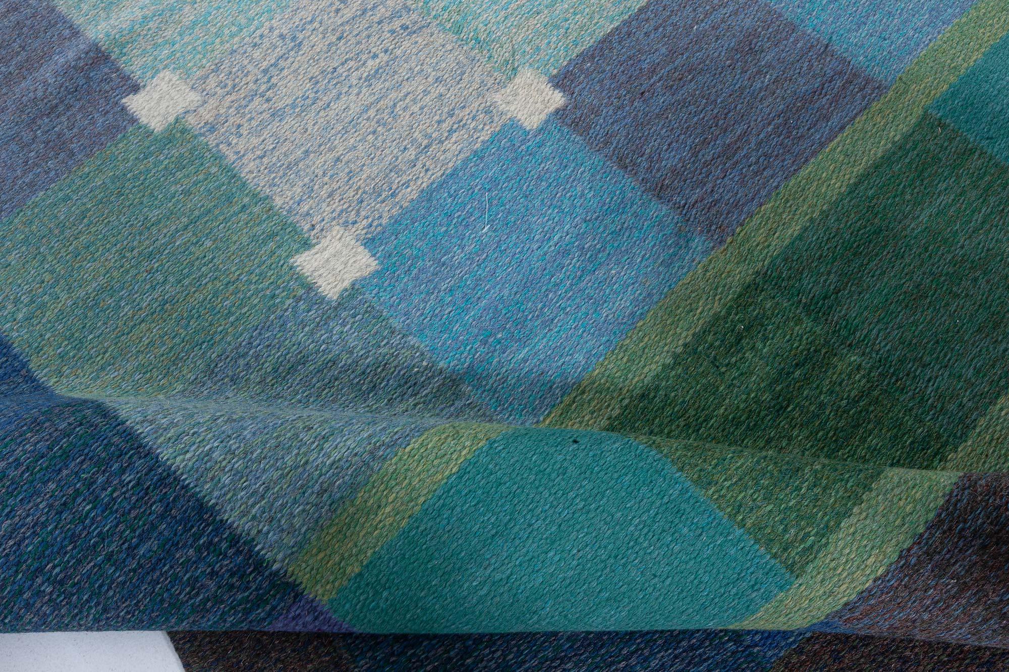 Tissé à la main Tapis suédois tissé à plat Doris Leslie Blau du milieu du 20e siècle par Ulla Pakdal en vente