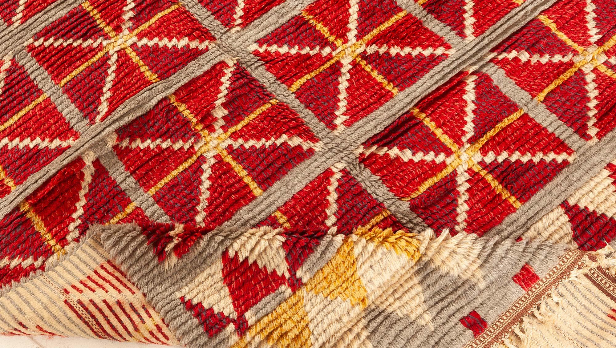 20ième siècle Tapis suédois du milieu du 20e siècle, noué à la main Doris Leslie Blau en vente