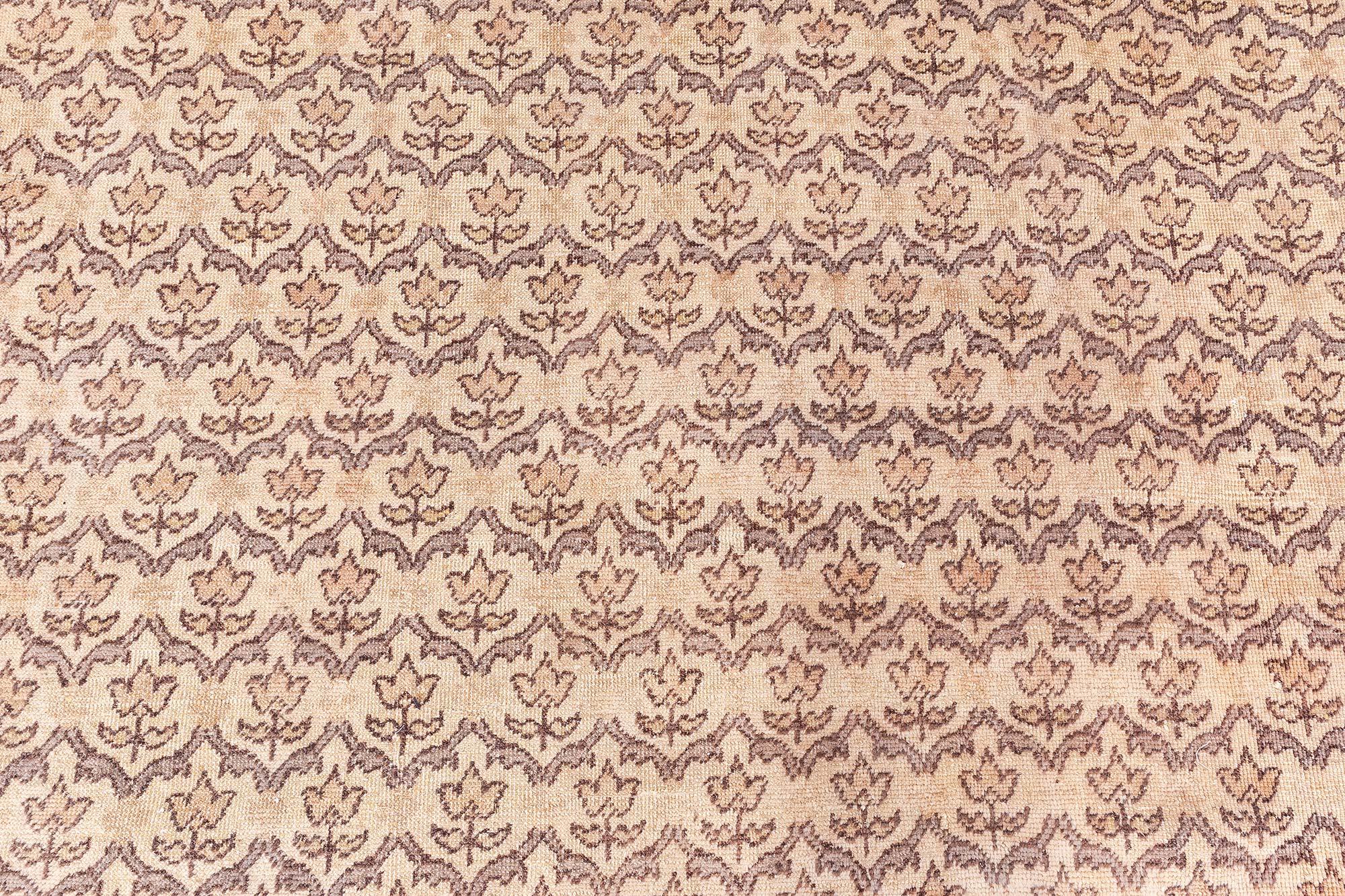 Doris Leslie Blau Alfombra de lana turca Hereke de mediados del siglo XX hecha a mano en Bueno estado para la venta en New York, NY