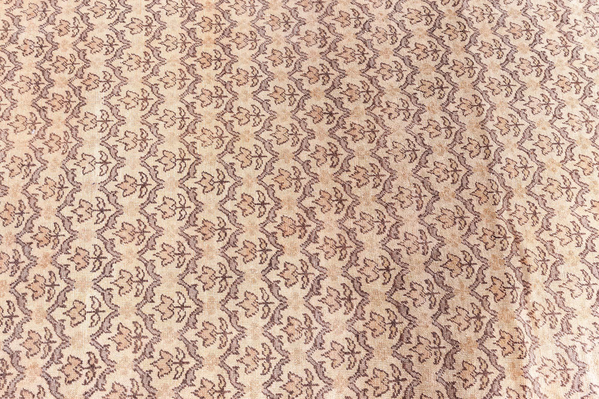 Doris Leslie Blau Alfombra de lana turca Hereke de mediados del siglo XX hecha a mano Lana en venta
