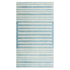 Doris Leslie Blau: Mid-Century-Dhurrie-Teppich aus Baumwolle, gestreift und blau, flachgewebt
