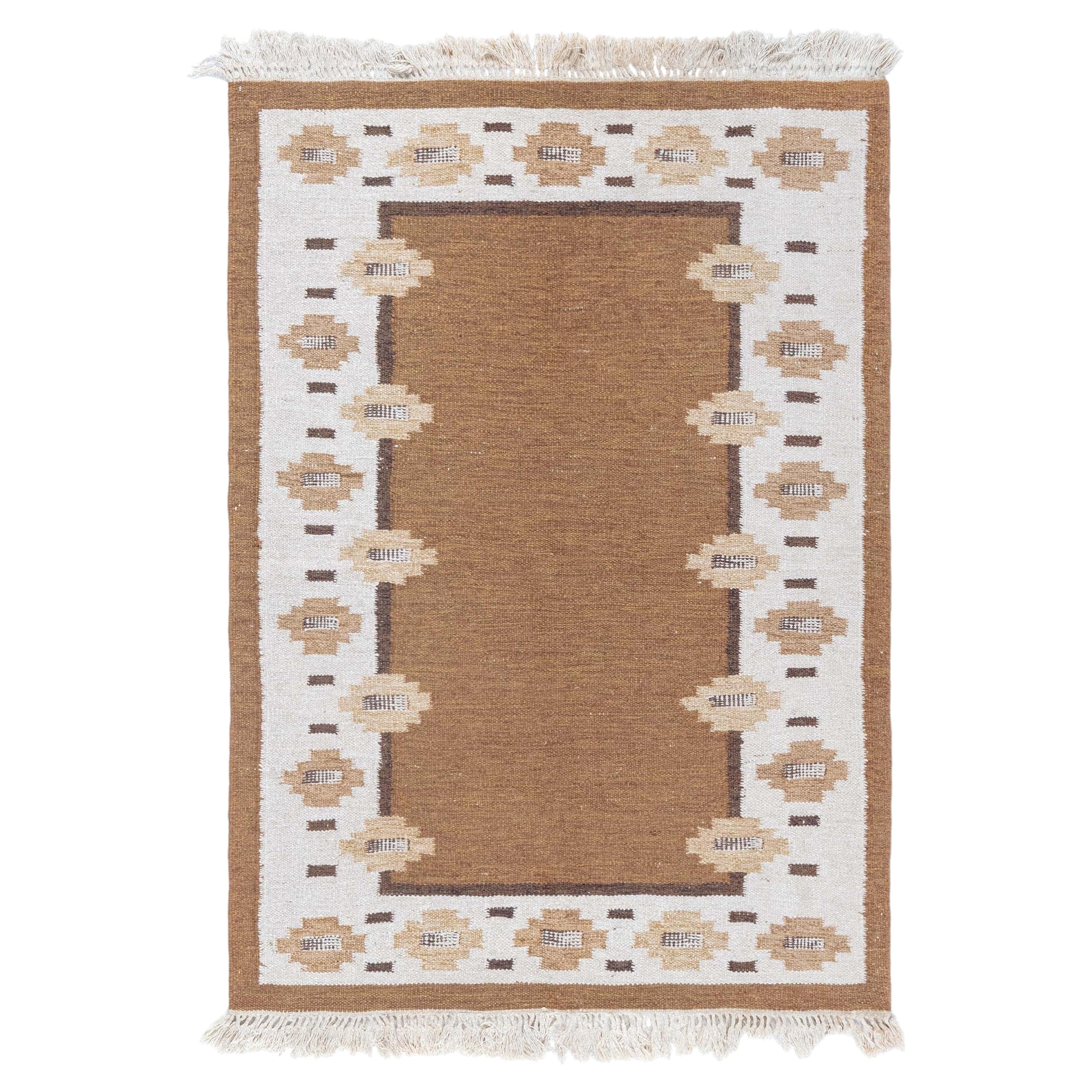 Doris Leslie Blau Mid-Century Swedish Geometric Warm Tan Flatweave Wool Carpet For Sale