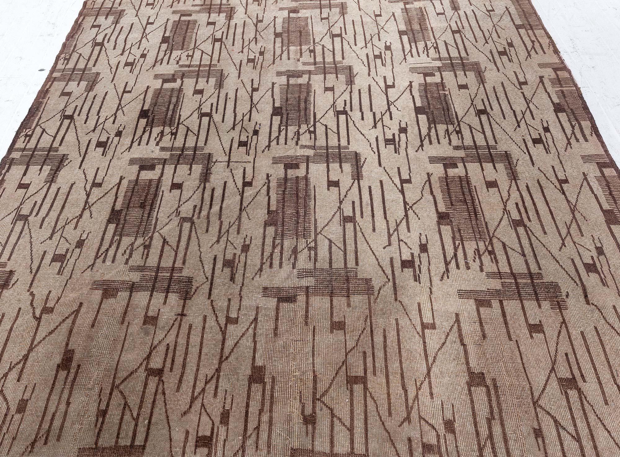 Doris Leslie Blau Geometrischer Europäischer Teppich aus der Jahrhundertmitte (Art déco) im Angebot