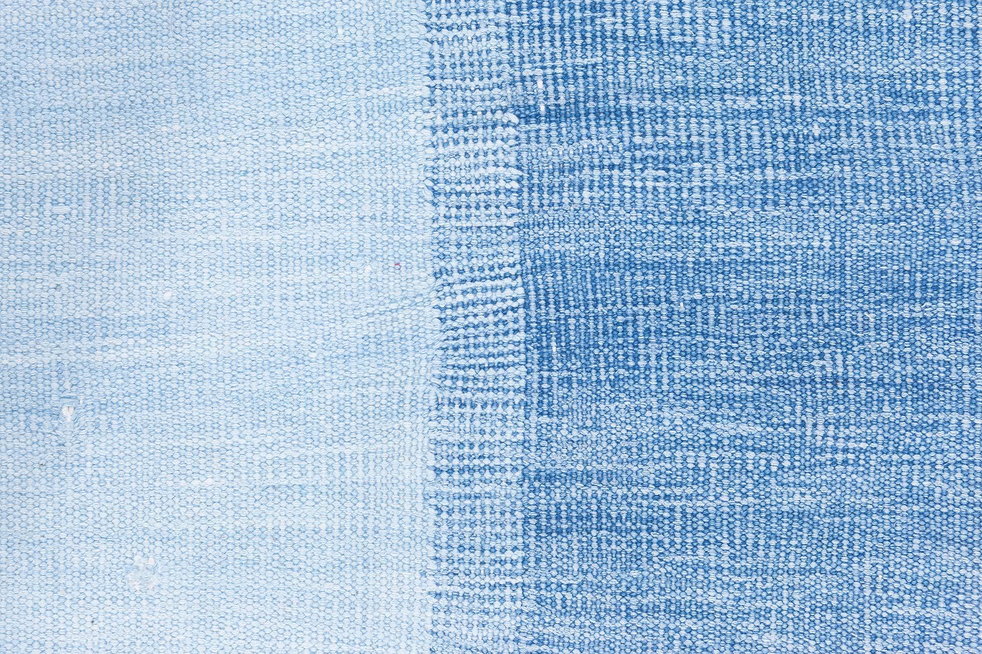 Tessuto a mano Tappeto in cotone fatto a mano Doris Leslie Blau Midcentury Indian Dhurrie Blue in vendita