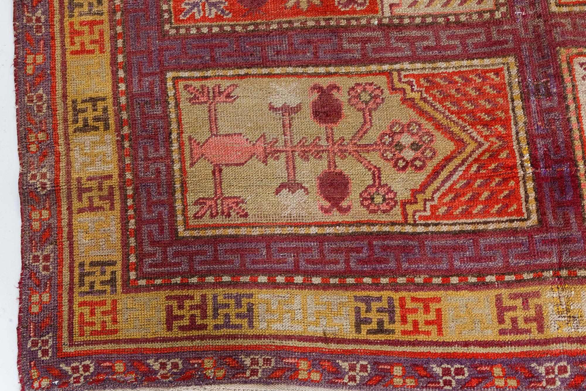 Noué à la main Doris Leslie Blau Midcentury Khotan Samarkand Handmade Wool Rug (tapis de laine fait main) en vente