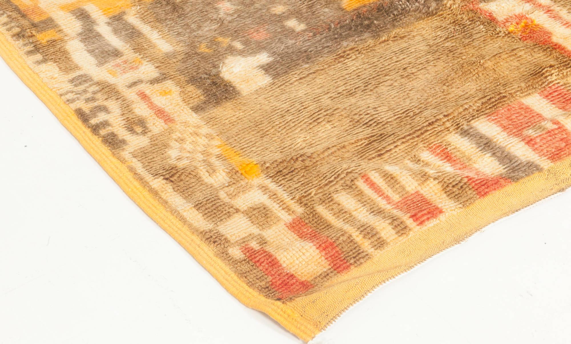 20ième siècle Doris Leslie Blau Vintage Moroccan Rug – Multi-Color Abstract Design en vente