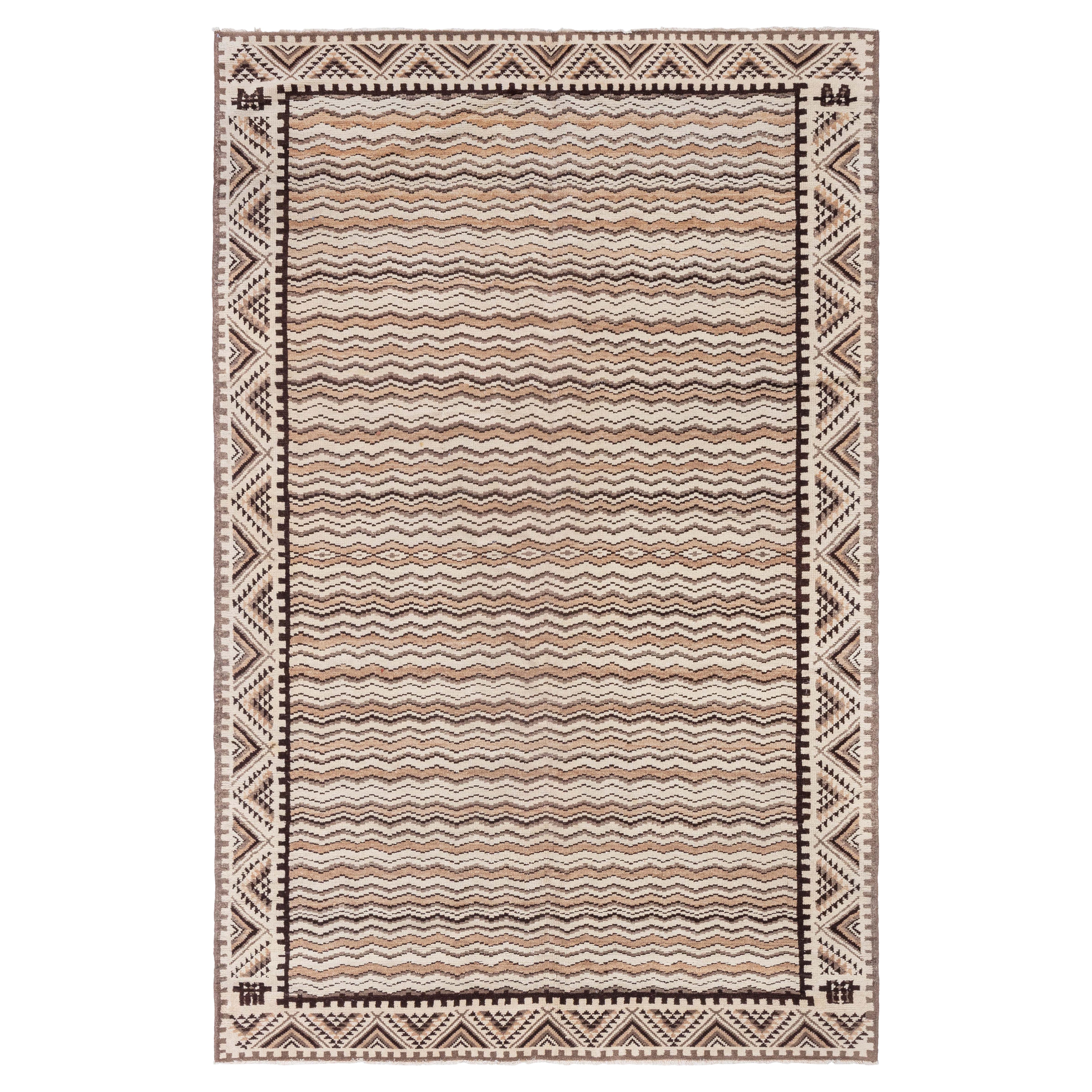 Doris Leslie Blau Midcentury Moroccan Handmade Wool Rug For Sale