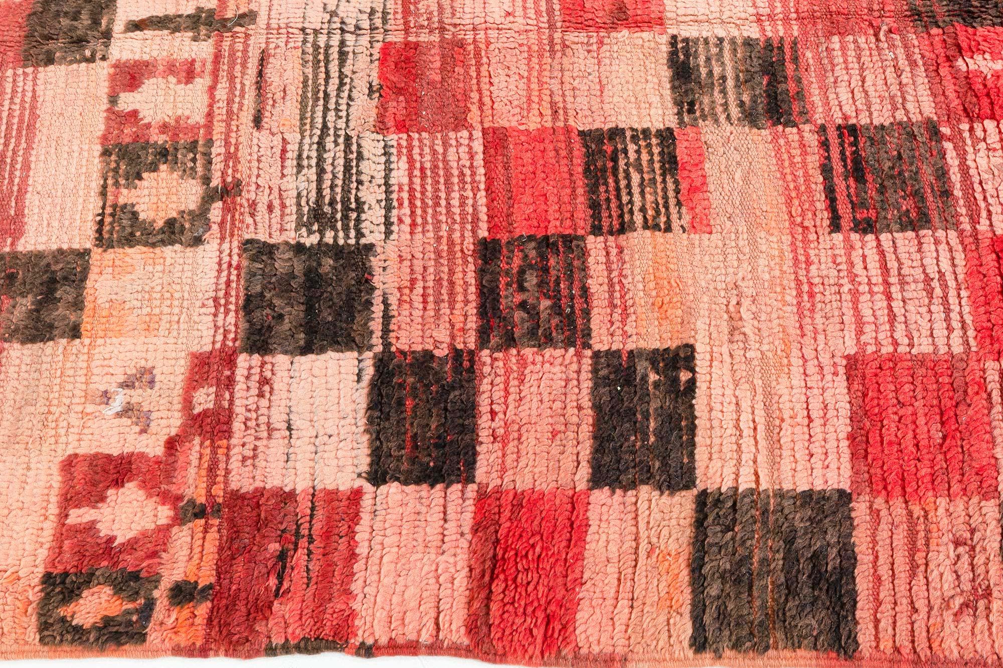 Tapis marocain du milieu du siècle
Taille : 5'2