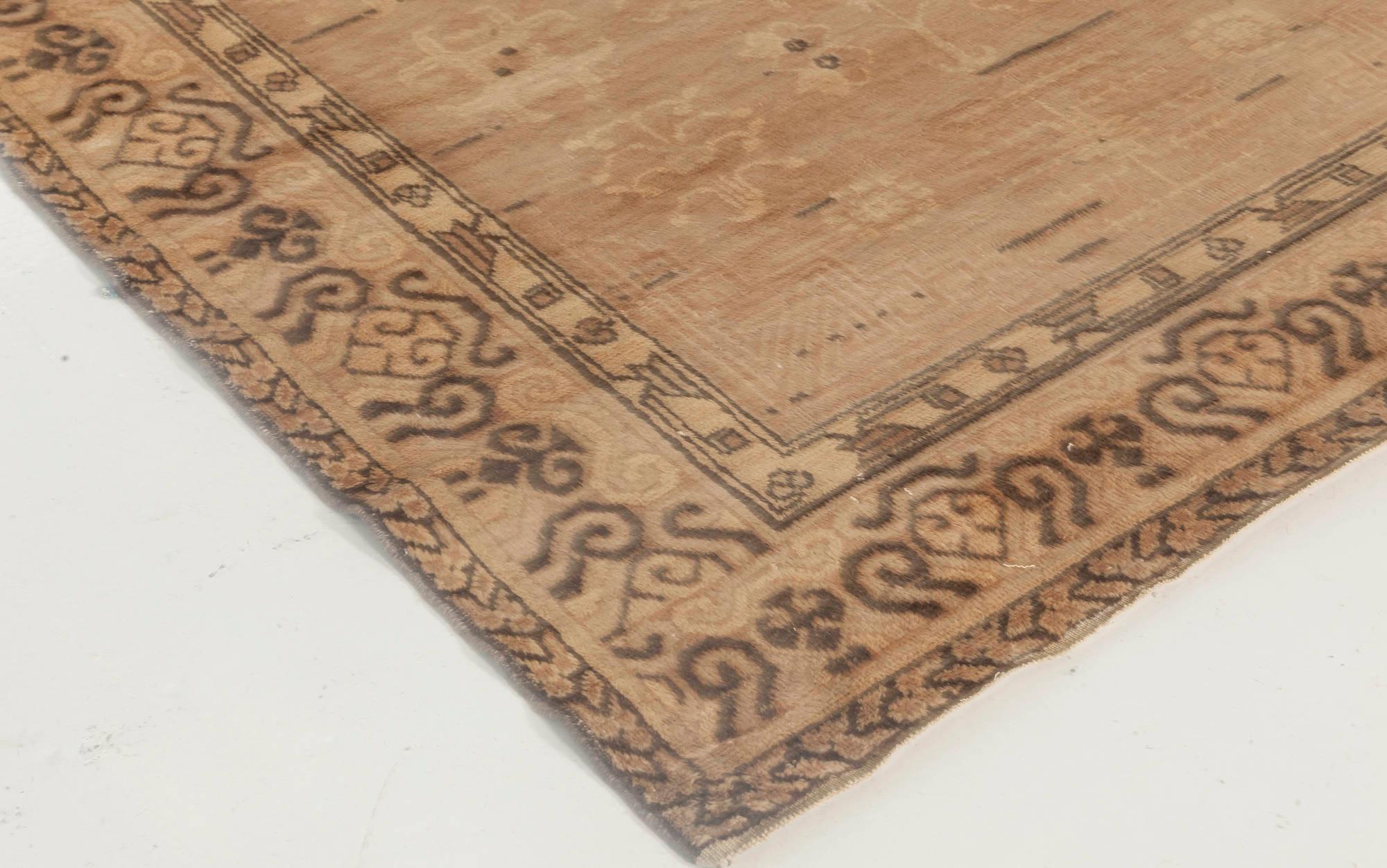 Doris Leslie Blau Midcentury Samarkand Brown Handwoven Wool Rug In Good Condition For Sale In New York, NY