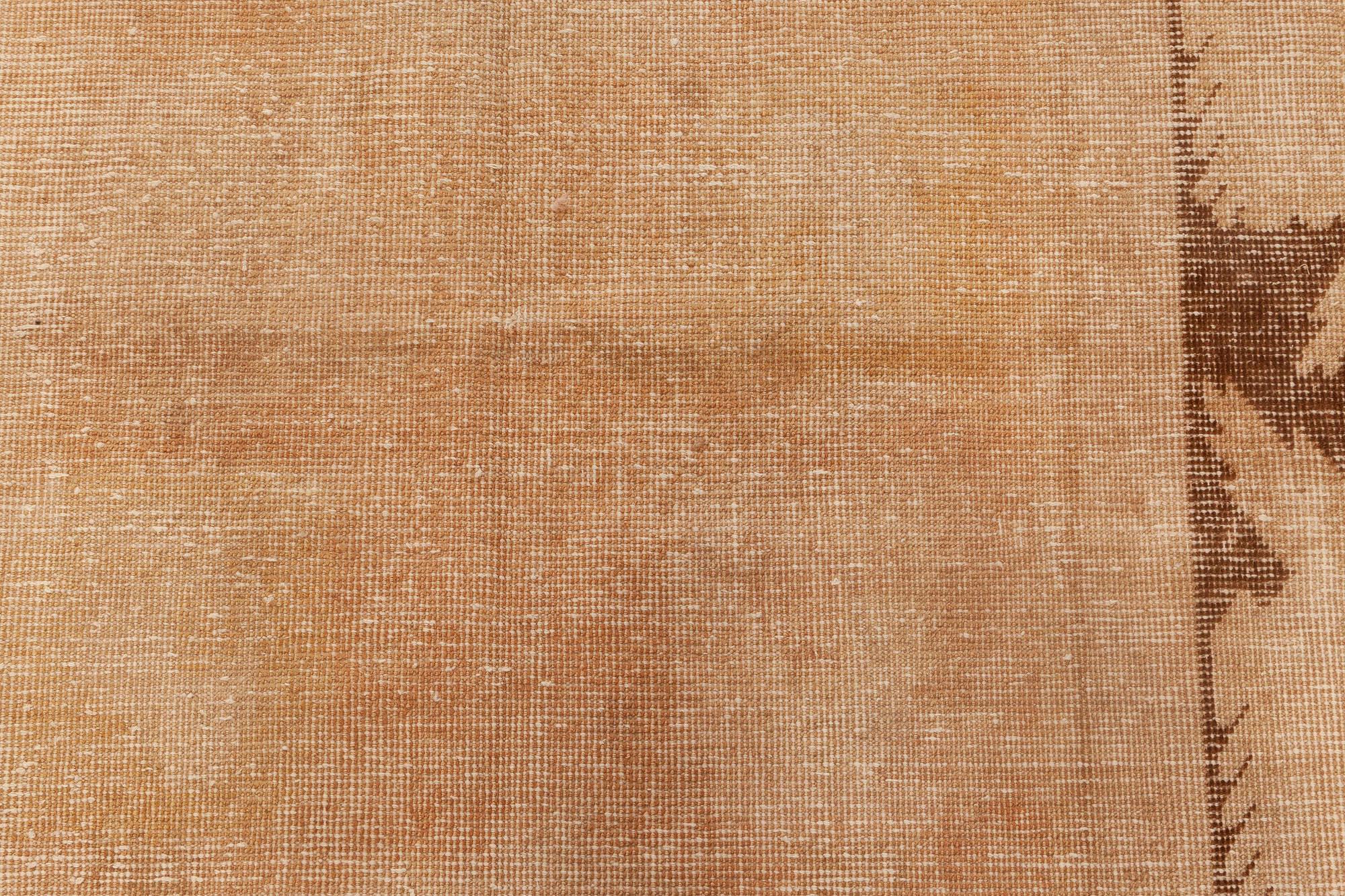 Alfombra de lana hecha a mano Samarkanda de mediados de siglo
Tamaño: 142 × 269 cm (4'8