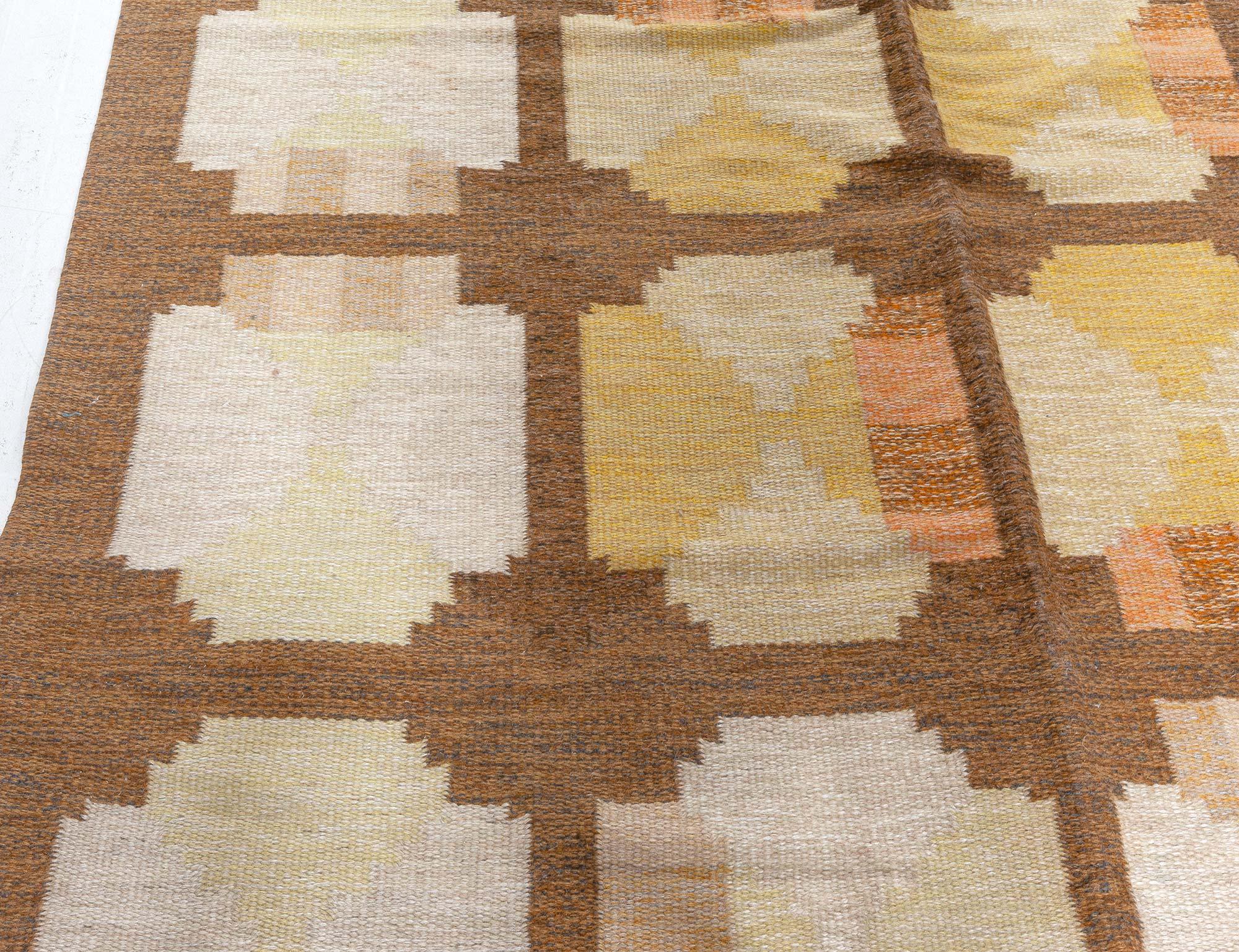 20ième siècle Tapis suédois à tissage plat vintage Doris Leslie Blau par Ingegerd Silow, signé «IKS » en vente
