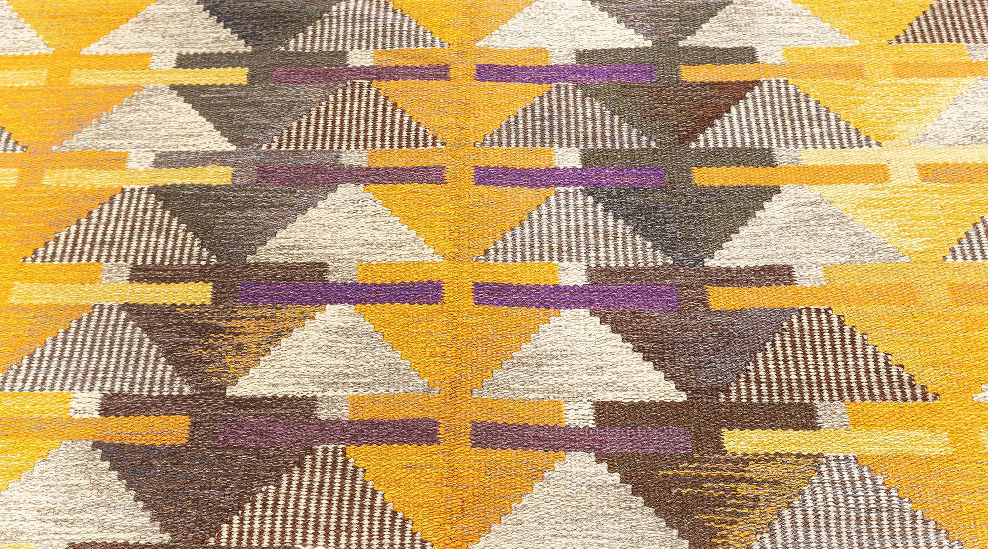 Schwedischer Rolakan-Teppich von Gavleborgs Lans Hemslojd aus der Mitte des 20.
Größe: 6'7