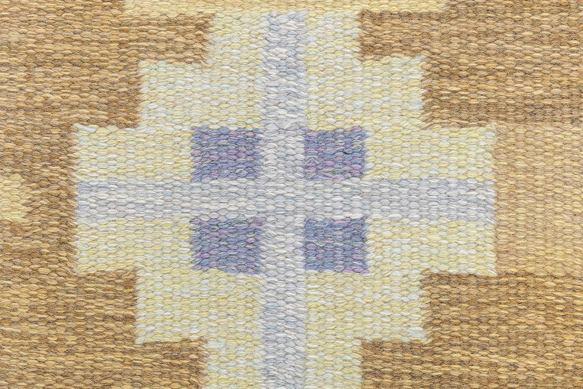 Tapis suédois jaune à tissage plat du milieu du siècle dernier de Doris Leslie Blau par Ingegerd Silow Bon état - En vente à New York, NY