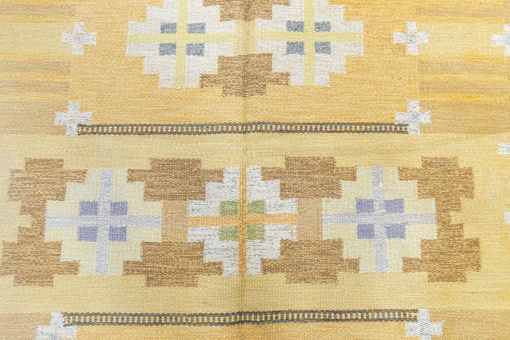 Tapis suédois jaune à tissage plat du milieu du siècle dernier de Doris Leslie Blau par Ingegerd Silow en vente 1