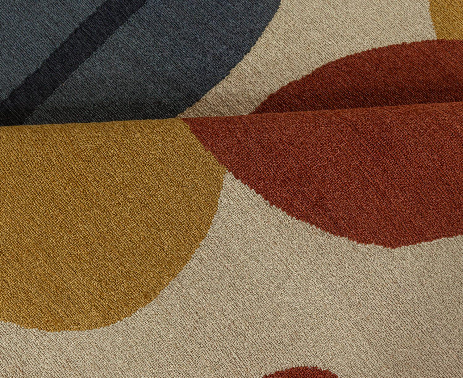 Doris Leslie Blau New Art Deco inspiriert beige, schwarz, blau, gold, rot, Wollteppich
Größe: 5'0