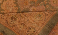 Tappeto turco antico Oushak a motivi geometrici color beige caldo di Doris Leslie Blau - 1900 circa