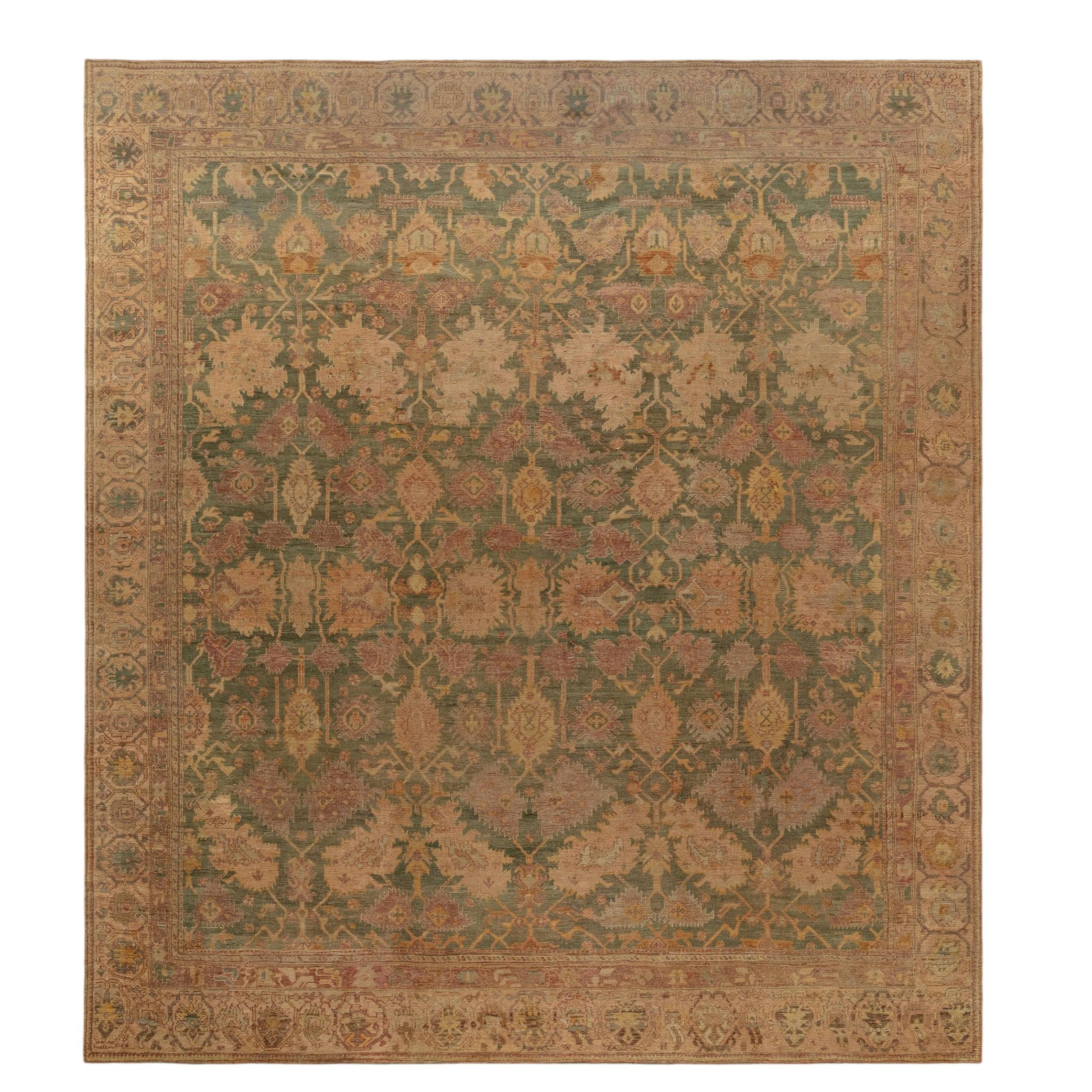 Tapis turc antique Oushak à motifs géométriques de Doris Leslie Blau, couleur beige chaud – vers 1900