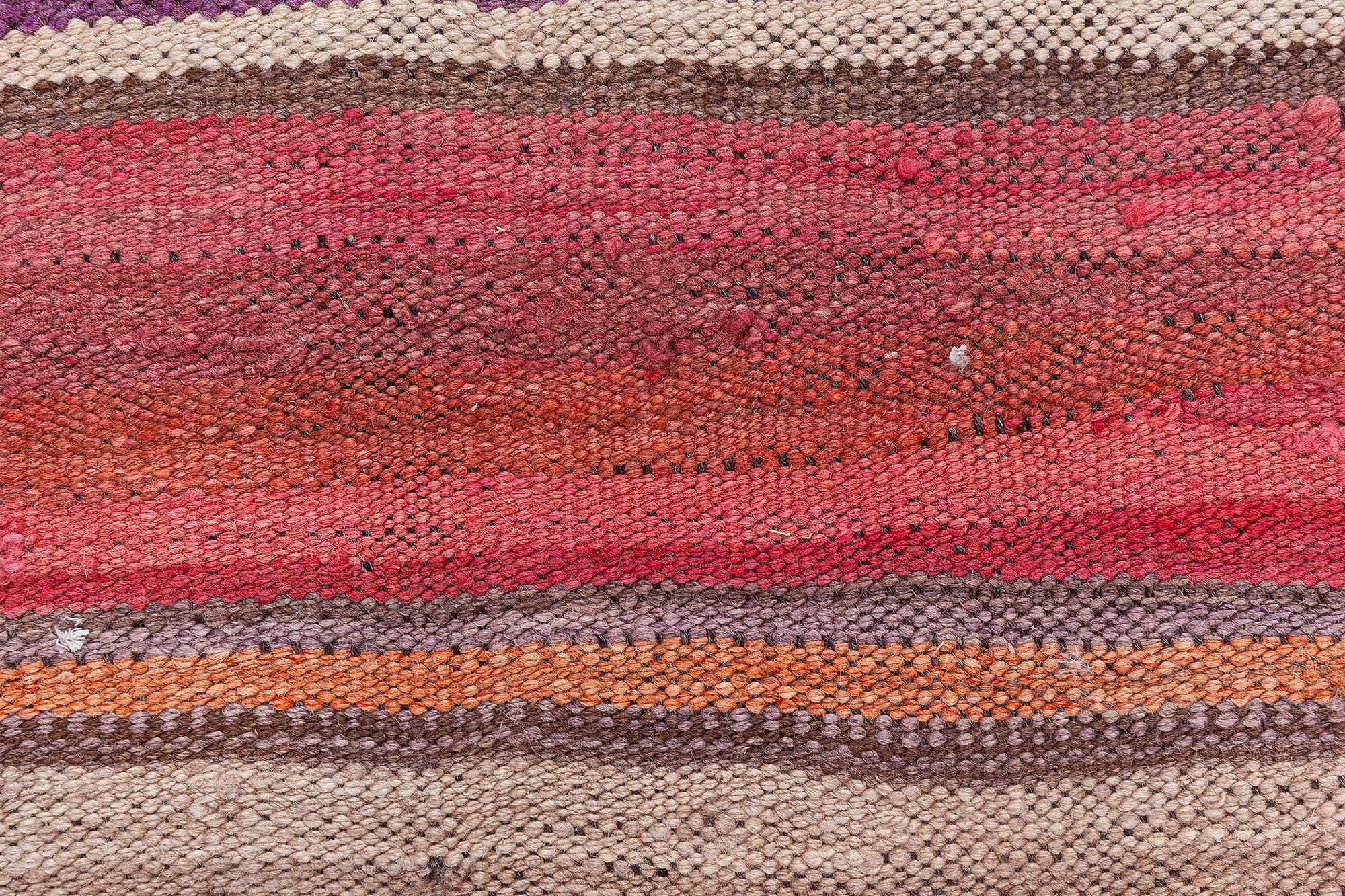 Tissé à la main Tapis Kilim persan Blau Doris Leslie en vente