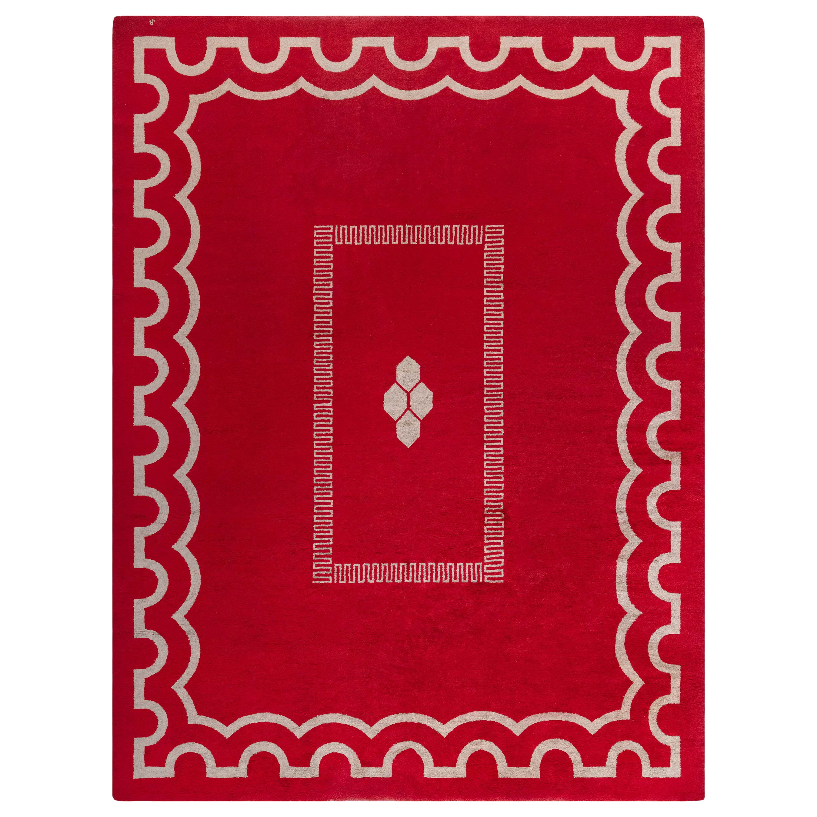 Doris Leslie Blau Tappeto Art Deco rosso attribuito a Jacques Adnet in vendita