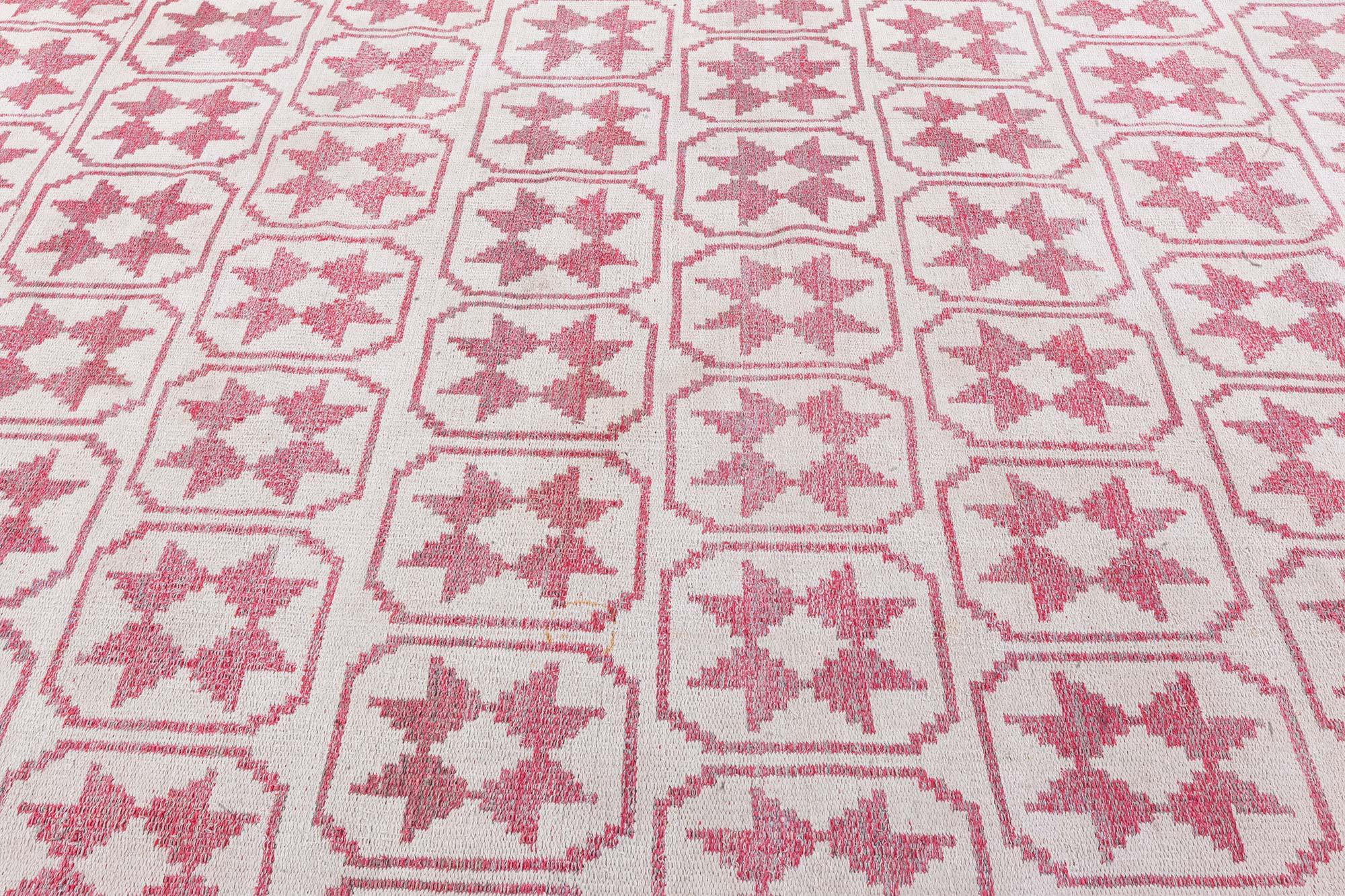Doris Leslie Blau Reversible Indian Cotton Agra Rug In Good Condition For Sale In New York, NY