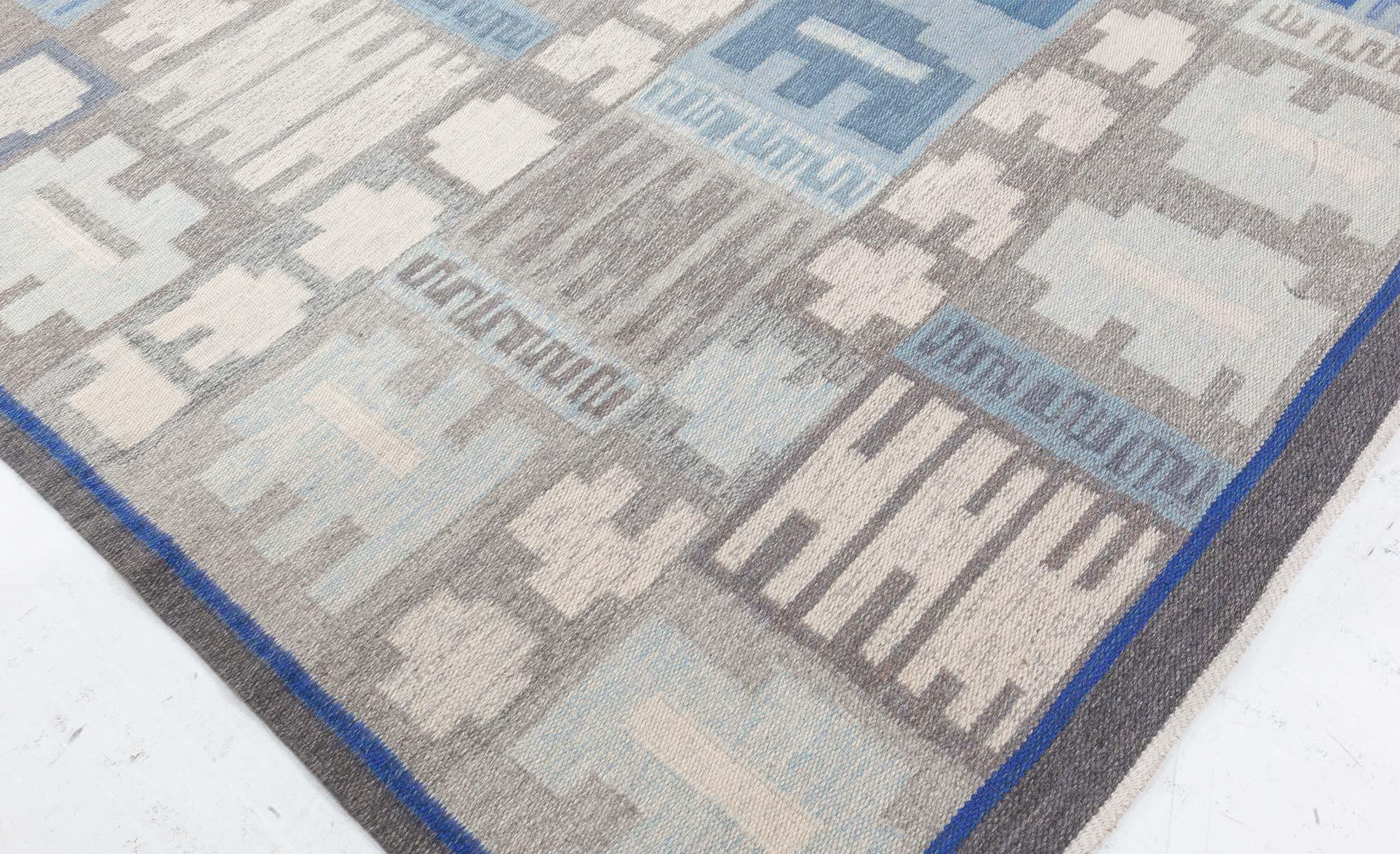 Tapis suédois tissé à plat Doris Leslie Blau par Alice Lund Bon état - En vente à New York, NY