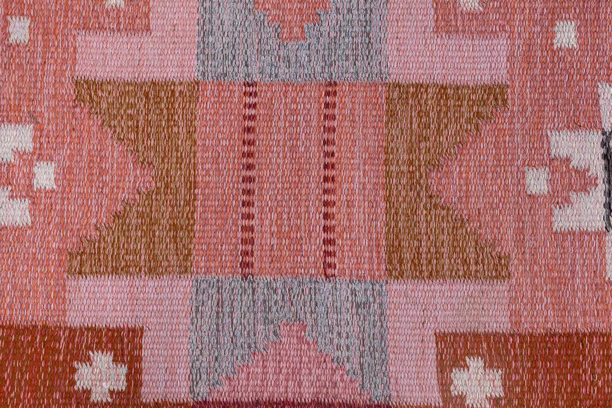 XX secolo Doris Leslie Blau Swedish Flat Woven Rug by Ingegerd Silow in vendita