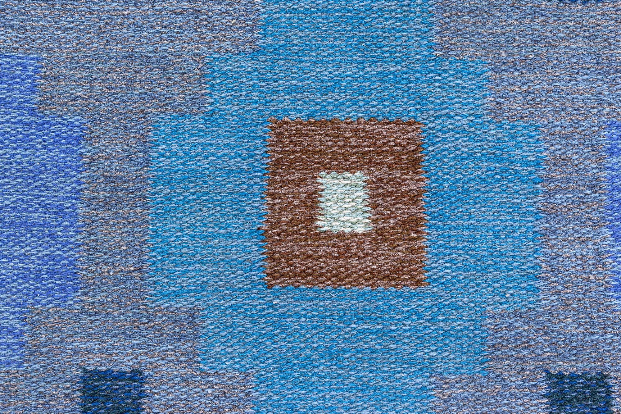 Scandinave Tapis suédois tissé plat bleu géométrique Doris Leslie Blau en vente
