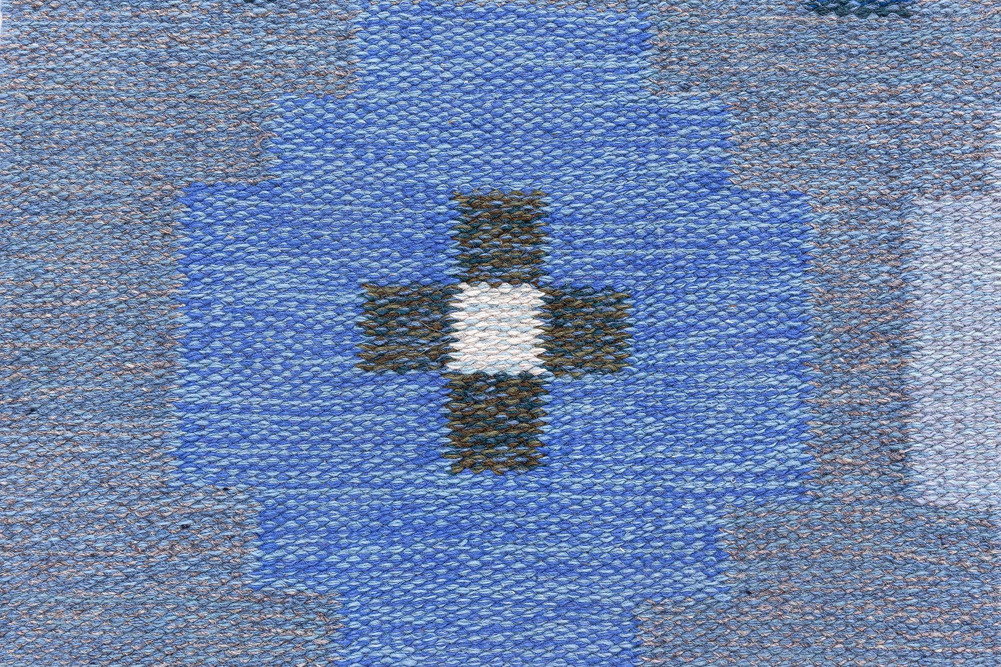 Tapis suédois tissé plat bleu géométrique Doris Leslie Blau Bon état - En vente à New York, NY