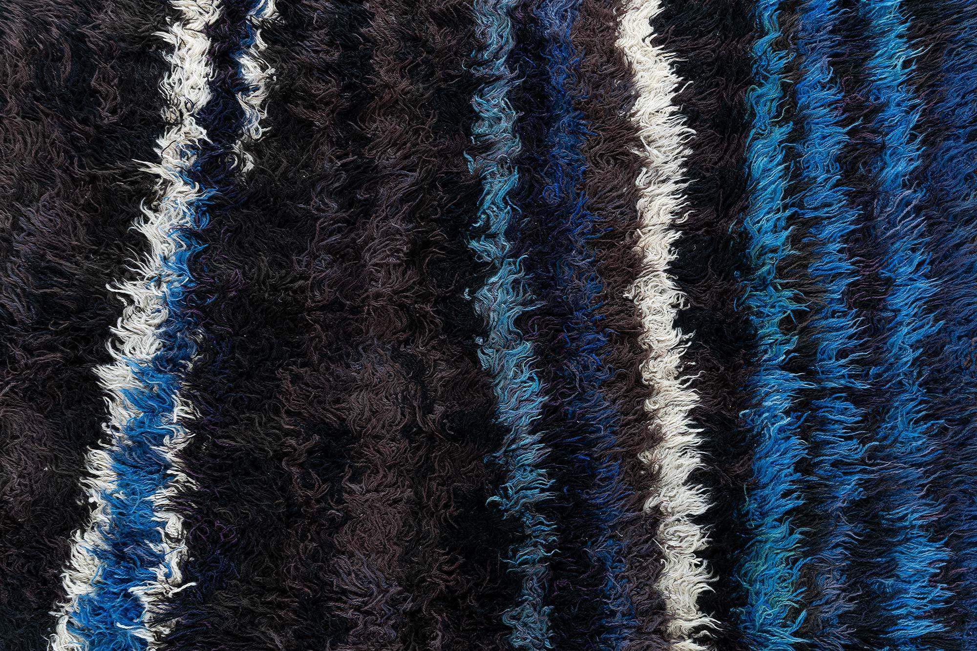 Doris Leslie Blauer schwedischer Florteppich von Ingrid Dessau im Zustand „Gut“ im Angebot in New York, NY