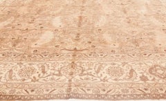 Doris Leslie Blau Tabriz Antike Allover Floral Soft Beige Teppich - c. 1920