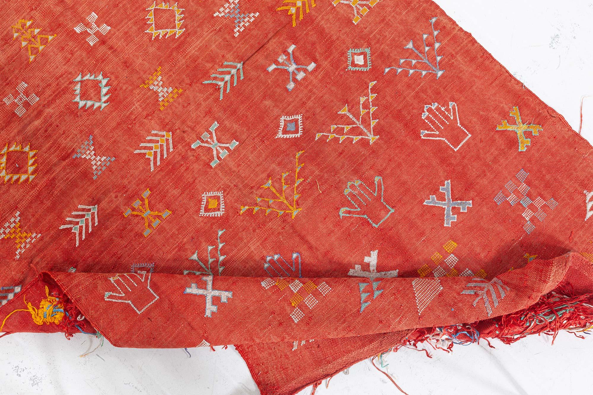 Tessuto a mano Doris Leslie Blau Tappeto Tribale Marocchino & Kilim Rosso in vendita