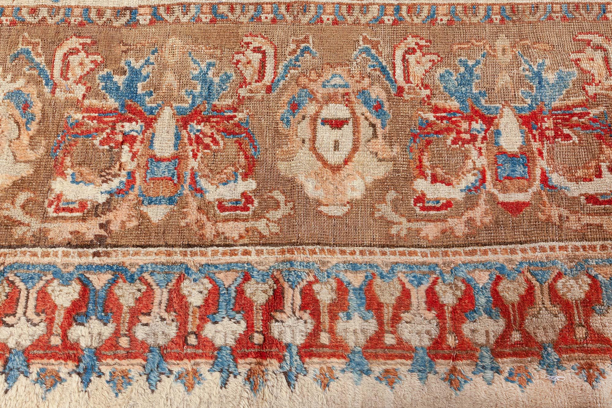 Doris Leslie Blauer türkischer Ghiordes-Teppich in Blau im Zustand „Gut“ im Angebot in New York, NY