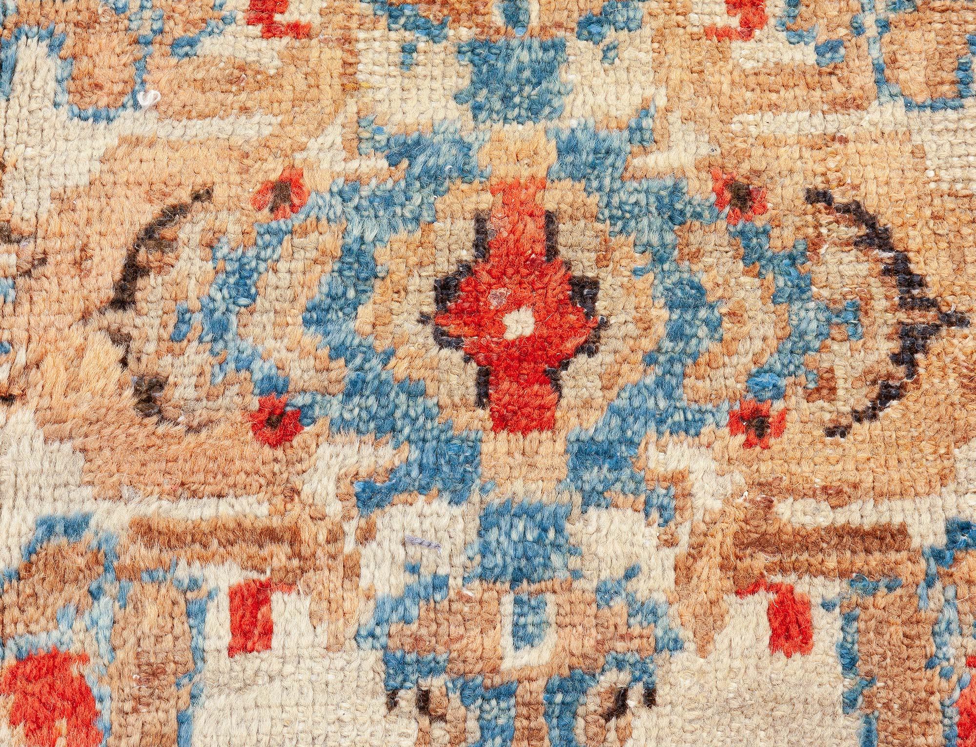 Doris Leslie Blauer türkischer Ghiordes-Teppich in Blau (Wolle) im Angebot
