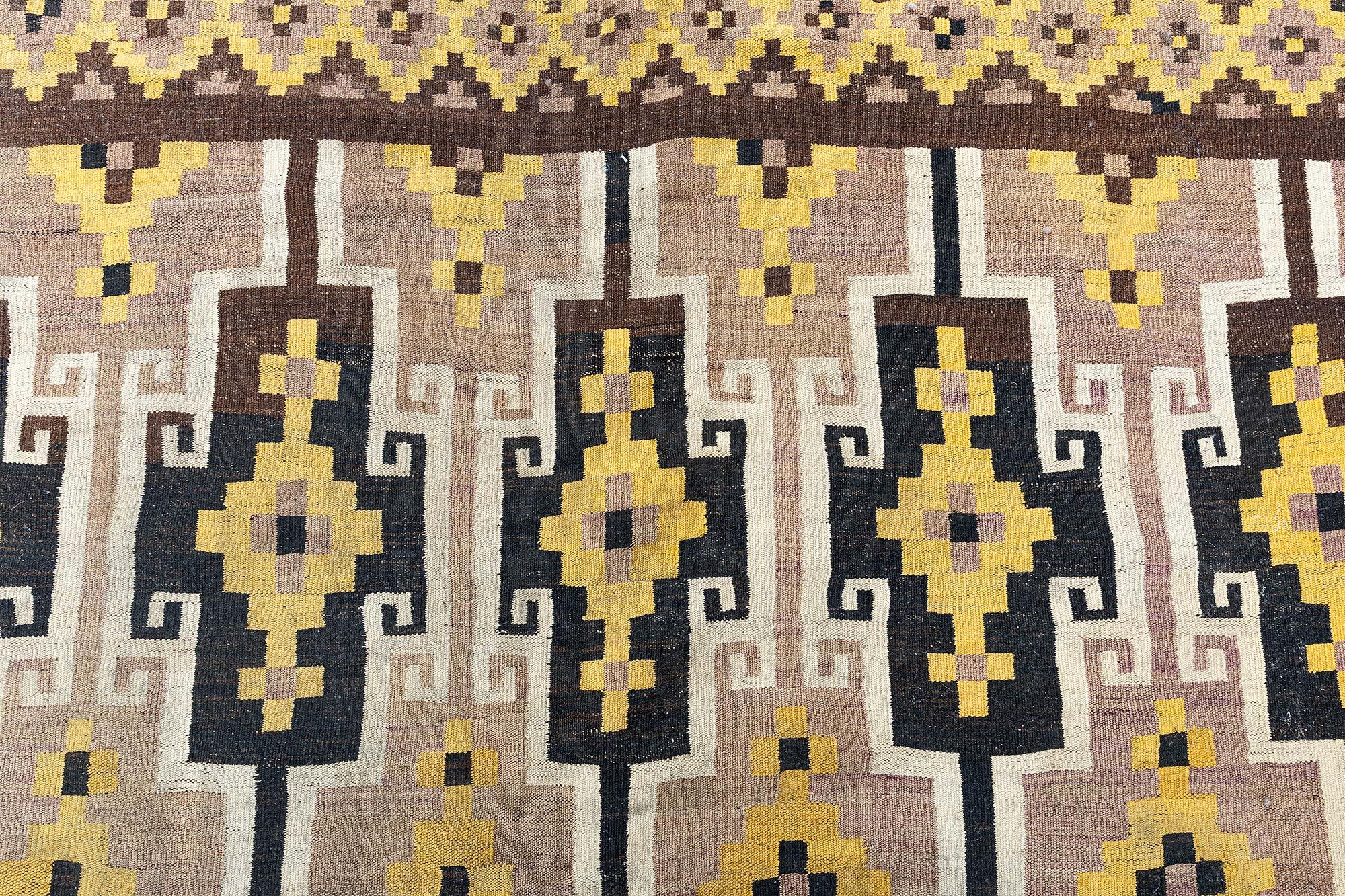 Doris Leslie Blau Vibrant Vintage Afghan Kilim Rug (Handgeknüpft) im Angebot