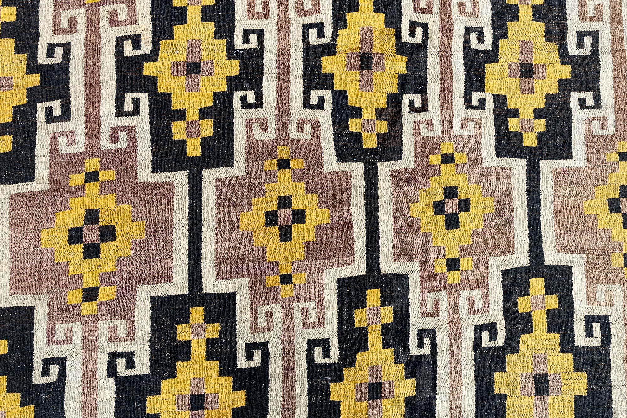 Doris Leslie Blau Vibrant Vintage Afghan Kilim Rug im Zustand „Gut“ im Angebot in New York, NY