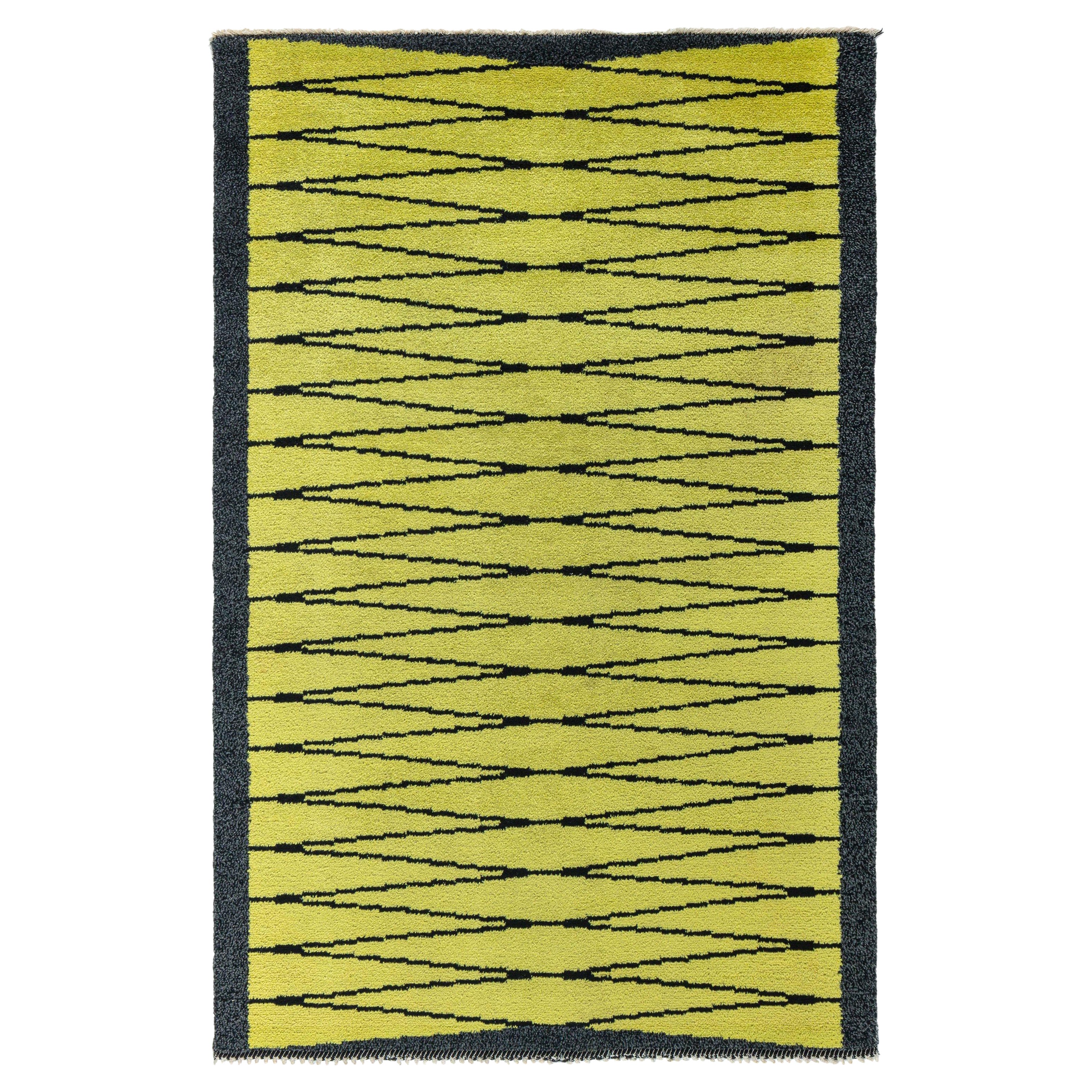 Doris Leslie Blau Vibrant Vintage Swedish Pile Rug in Yellow and Charcoal in vendita