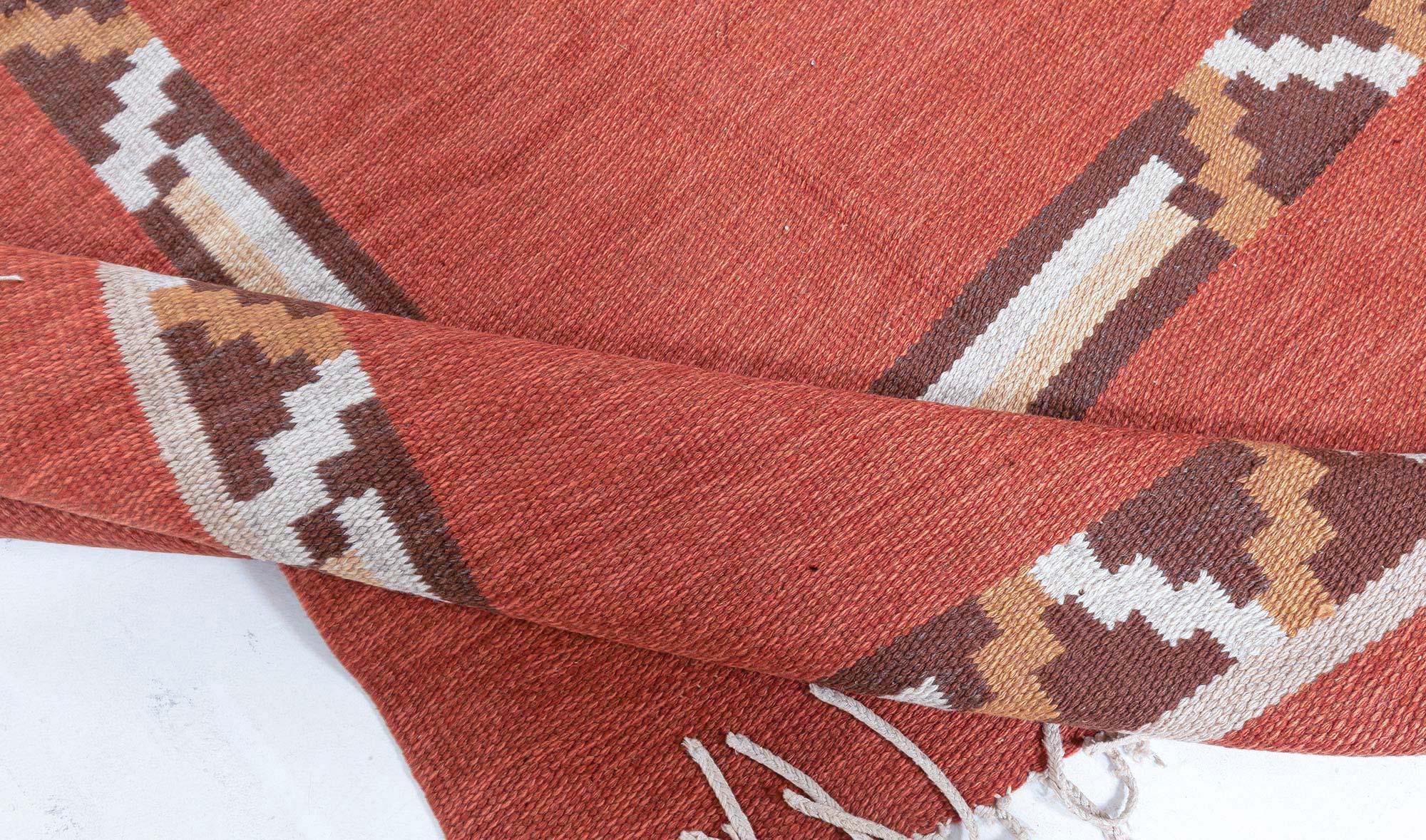 Doris Leslie Blau Vintage Art Deco Swedish Flat Weave Rug In Good Condition For Sale In New York, NY