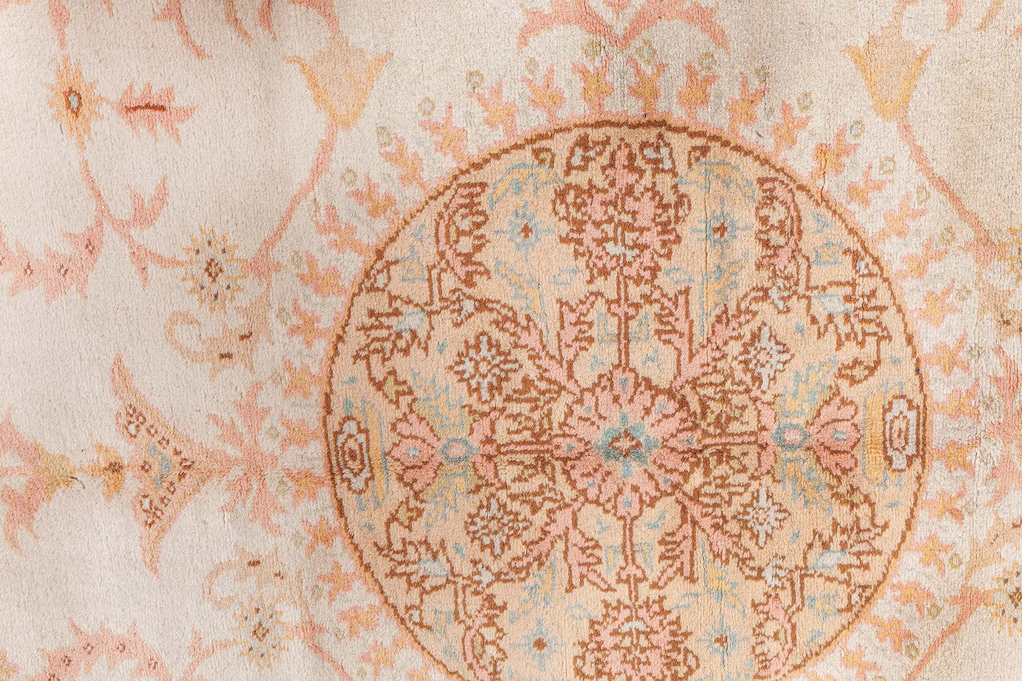 Antique Turkish Oushak Rug 
Size: 10'5
