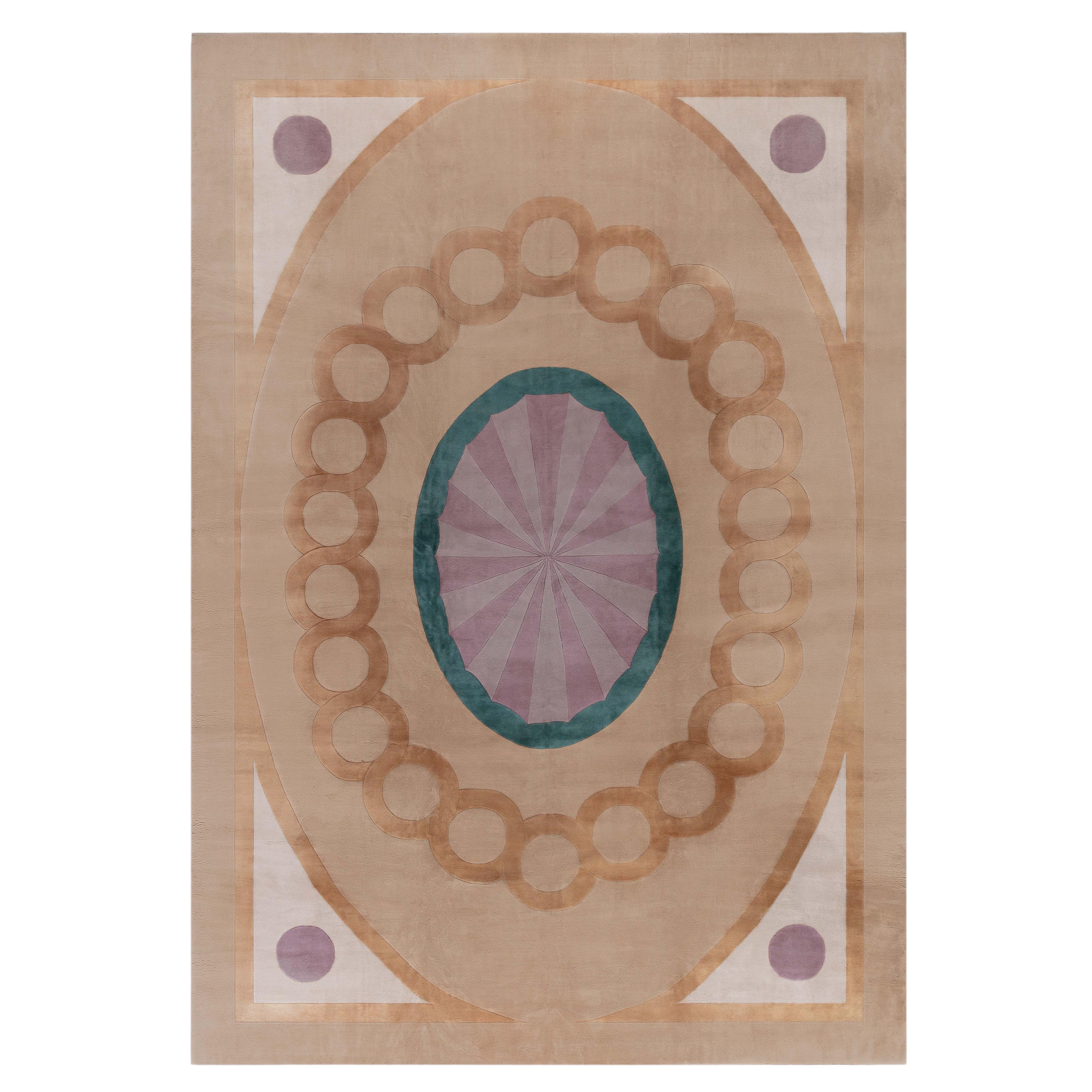 Alfombra vintage china de estilo Art Déco, con motivos geométricos y en tono beige cálido, tejida a mano por Doris Leslie Blau
