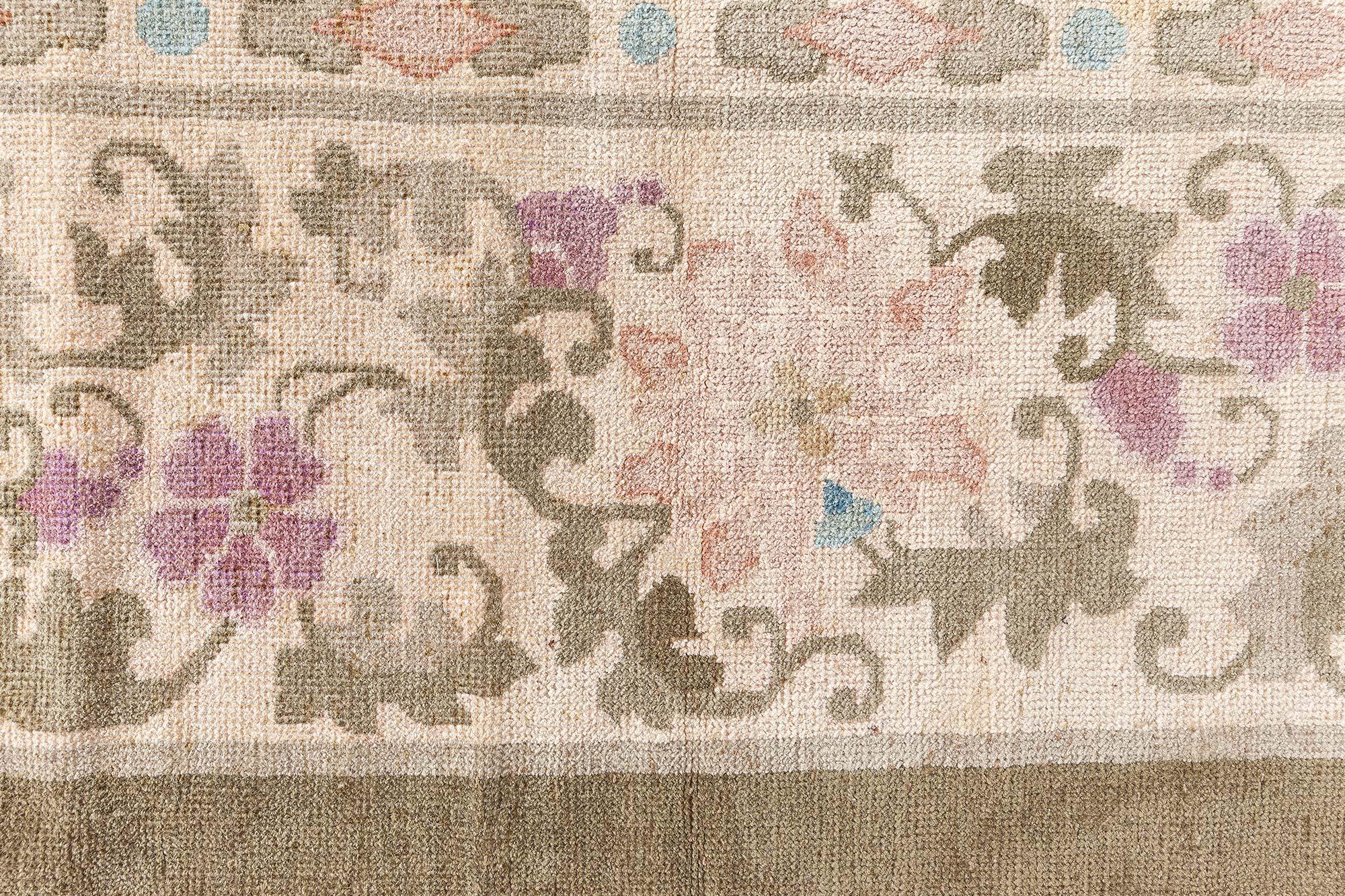 Tissé à la main Tapis vintage en laine botanique chinoise fait à la main Doris Leslie Blau en vente