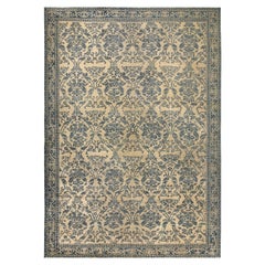 Alfombra vintage de Doris Leslie Blau, de color beige suave con azul marino, con diseño damasco