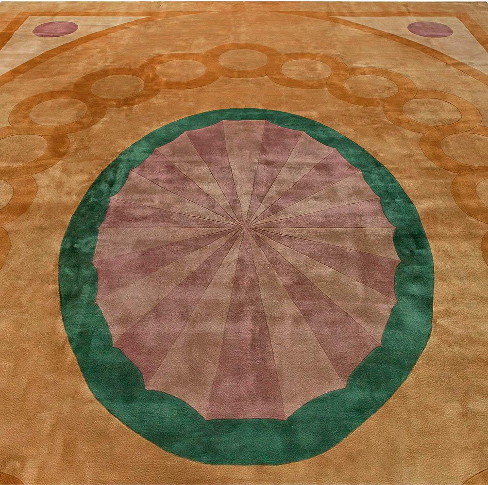 Doris Leslie Blau Alfombra china vintage amarilla morada verde hecha a mano Moderno de mediados de siglo en venta