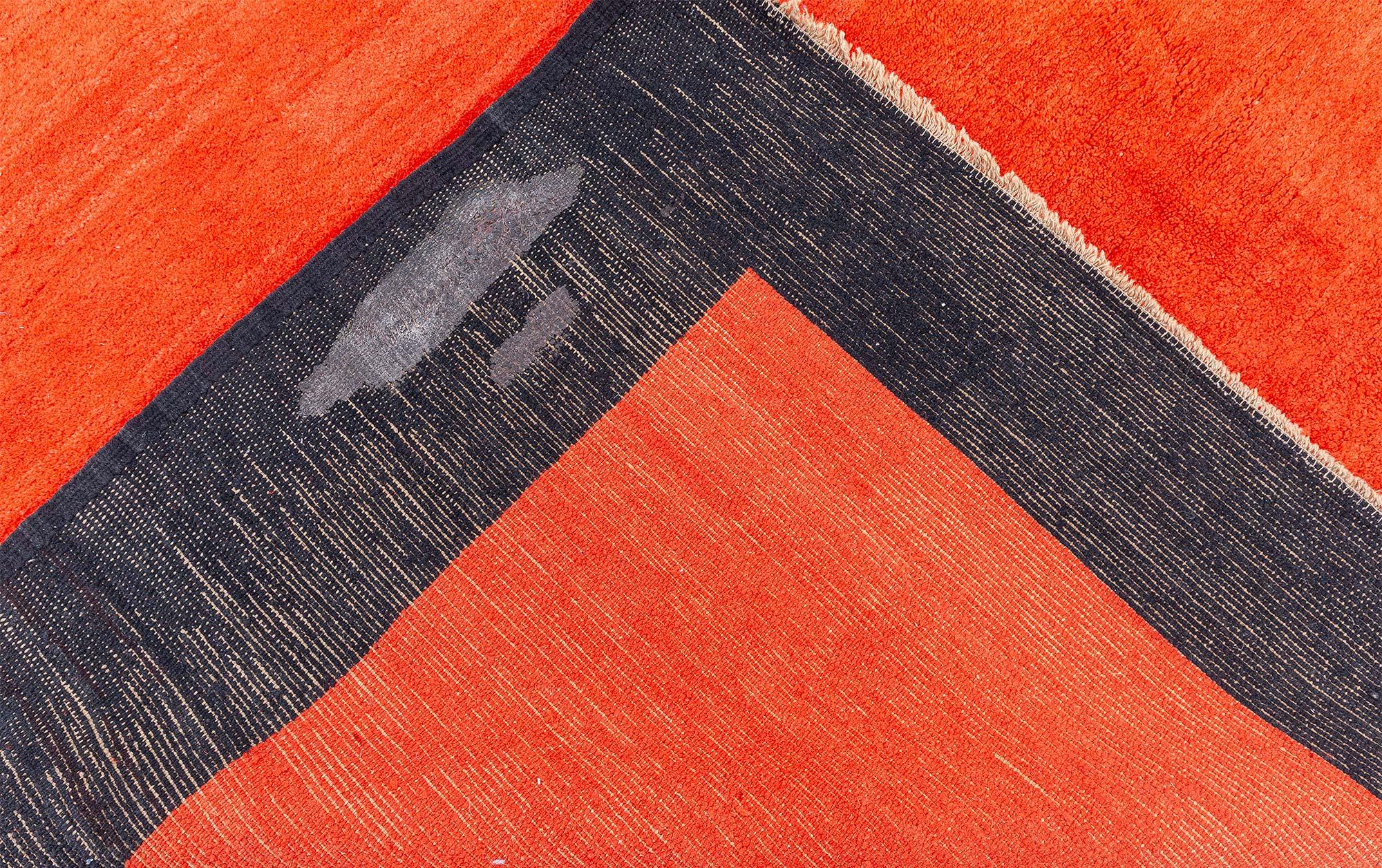 Tappeto Doris Leslie Blau Vintage Art Deco in rosso e nero In condizioni buone in vendita a New York, NY