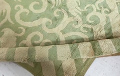 Doris Leslie Blau: Vintage-Teppich im französischen Art-Déco-Stil, abstrakt, hellbeige und olivgrün