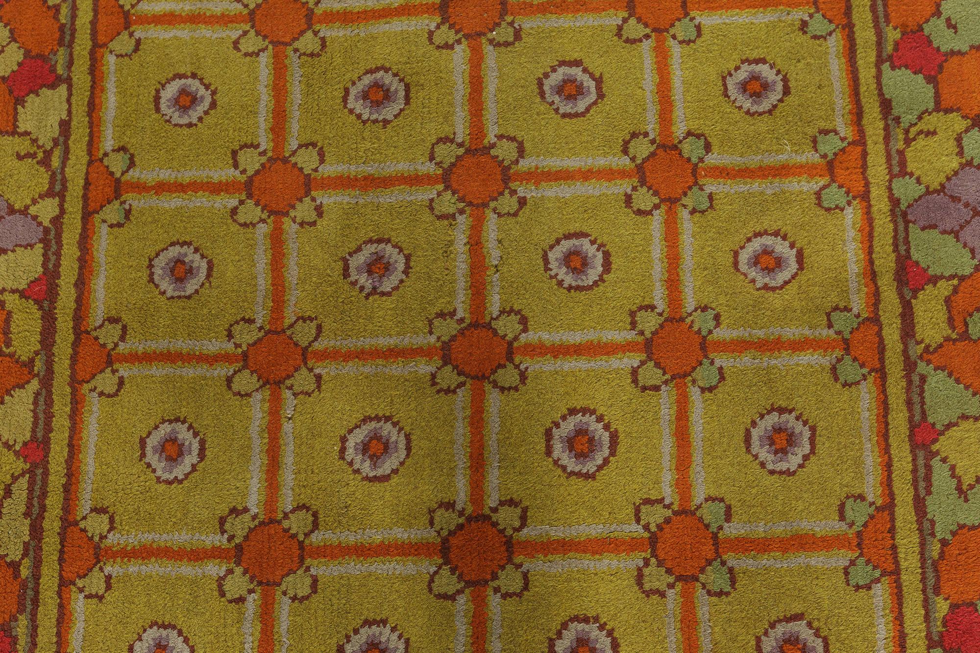 Doris Leslie Blau Vintage French Art Deco Hand Knotted Wool Rug In Good Condition For Sale In New York, NY