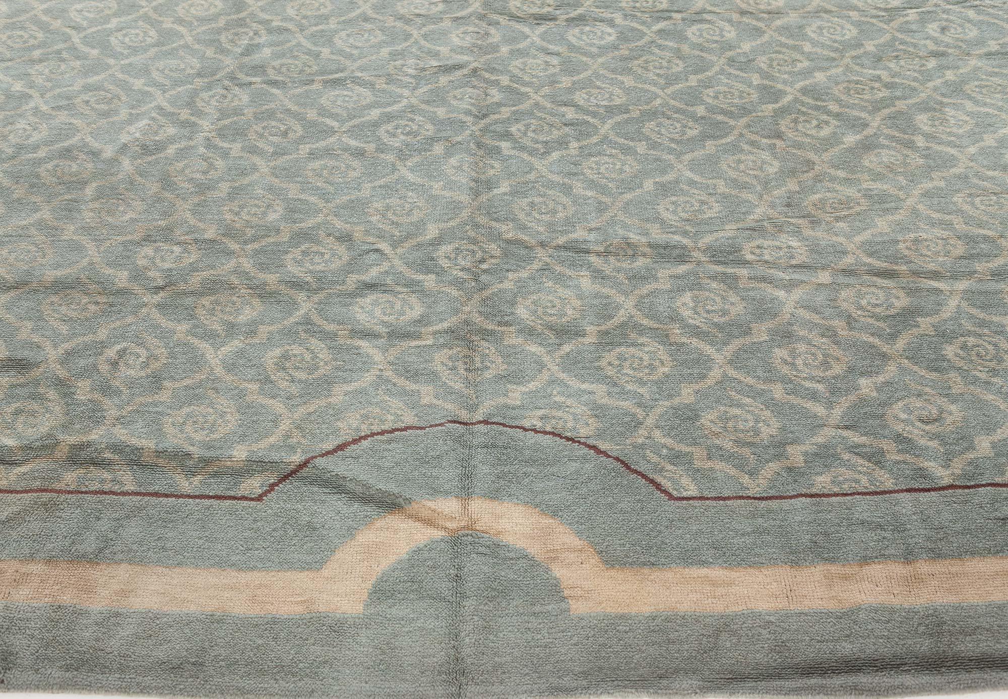 Vintage French Art Deco Handwoven Wool Rug
Size: 11'0