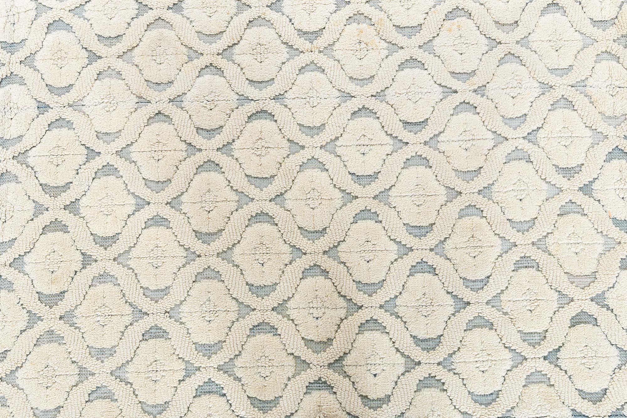 Tappeto francese vintage Cogolin, circa anni '40 - Eleganza Art Deco in una sottile ripetizione
Dimensioni: 13'0