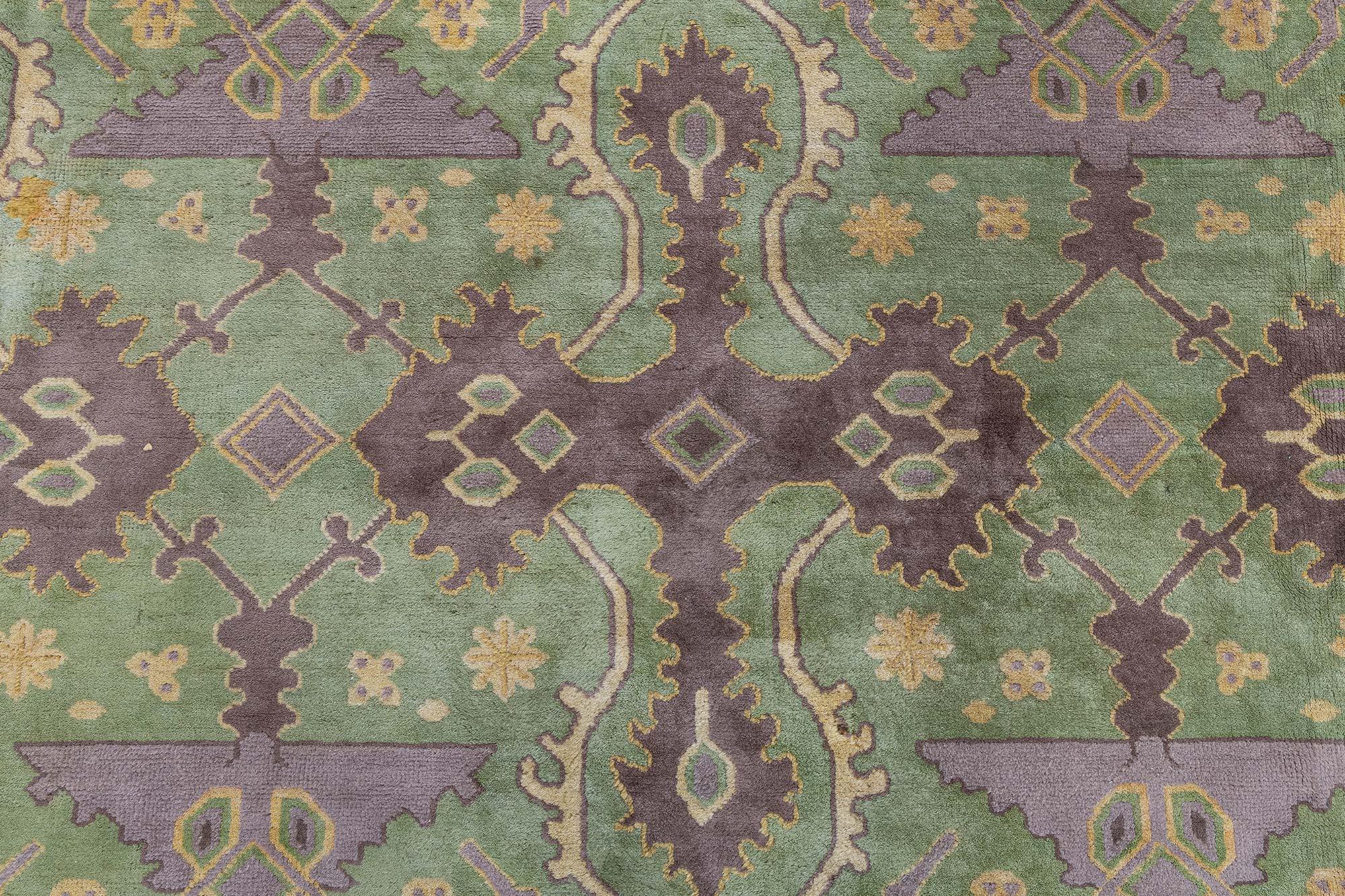 Doris Leslie Blauer geometrischer chinesischer handgefertigter Vintage-Wollteppich in Blau (Wolle) im Angebot