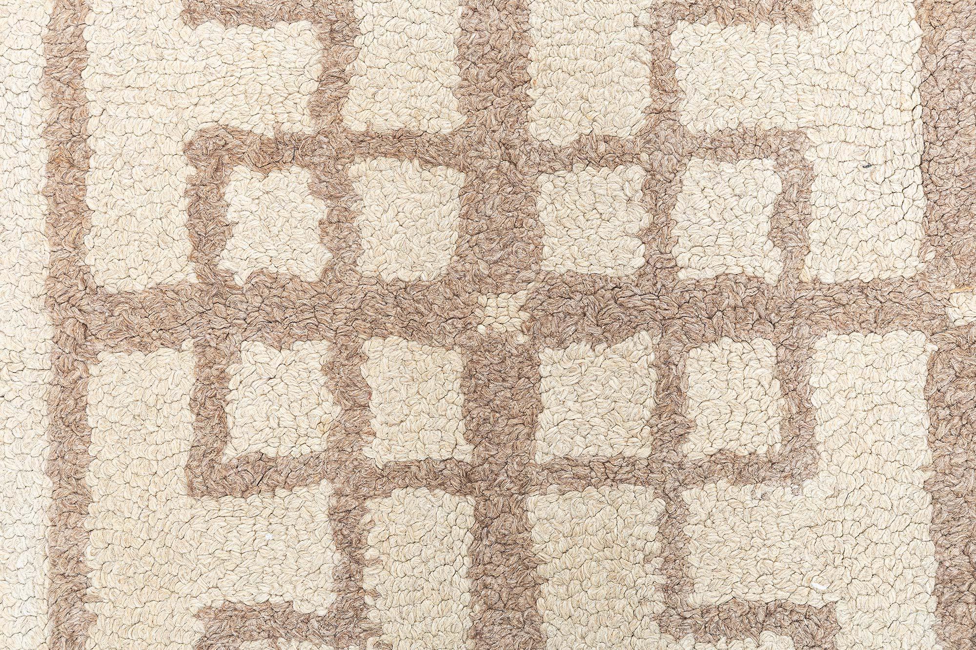 Doris Leslie Blau Vintage Hooked Geometric Wool Rug In Good Condition For Sale In New York, NY