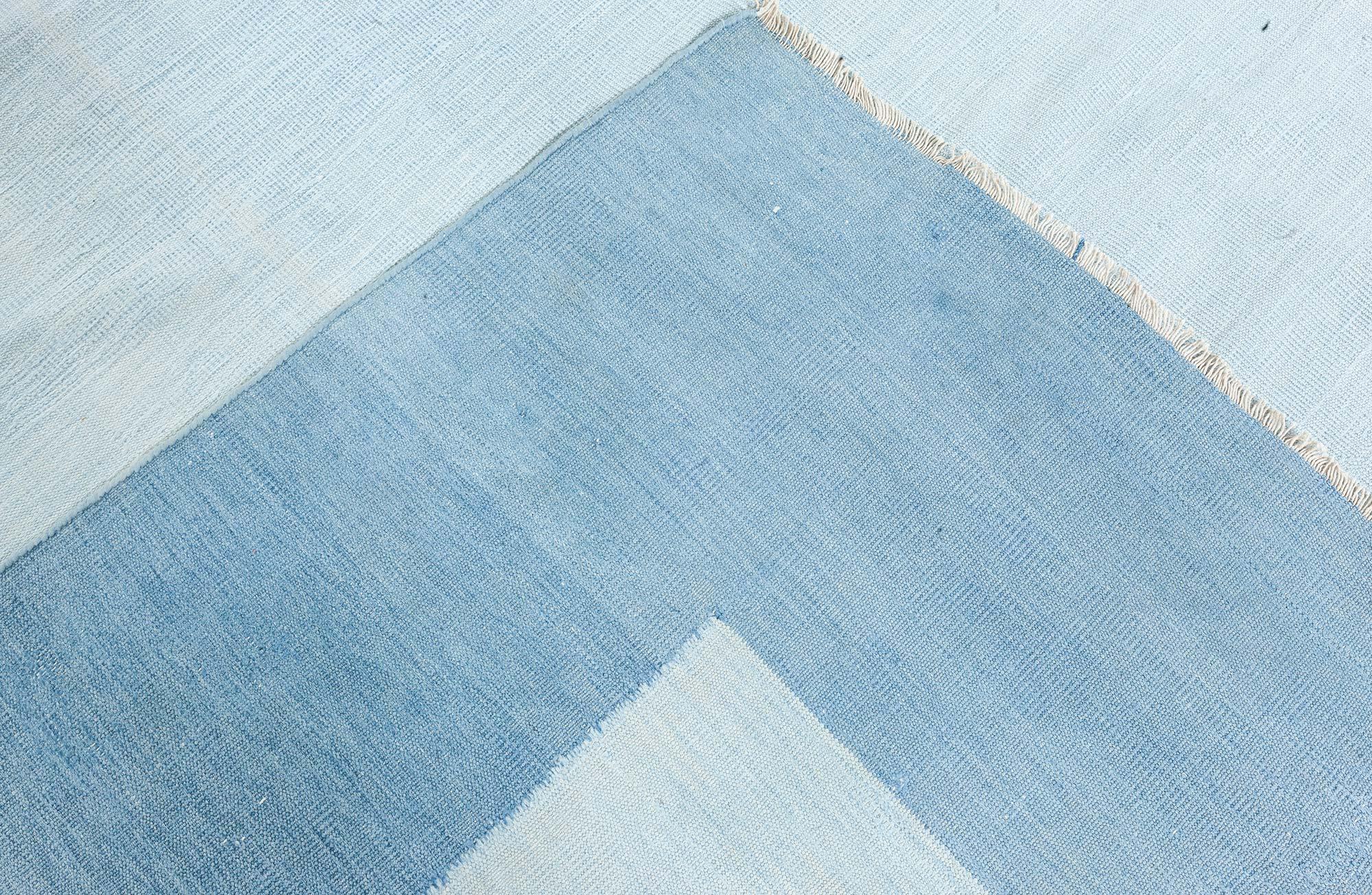 Doris Leslie Blauer Vintage indischer Dhurrie-Teppich in Dhurrie-Blau im Angebot 2
